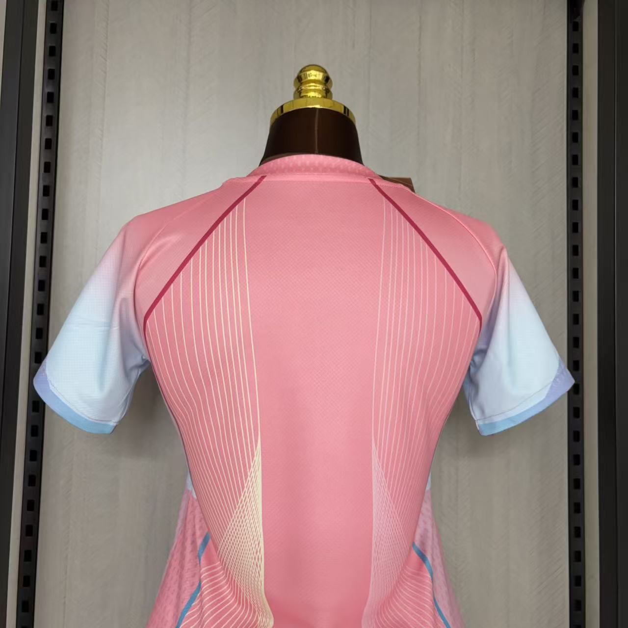 2025/26 Barcelona Speccial Edition Pink Women's Jersey Fan Version