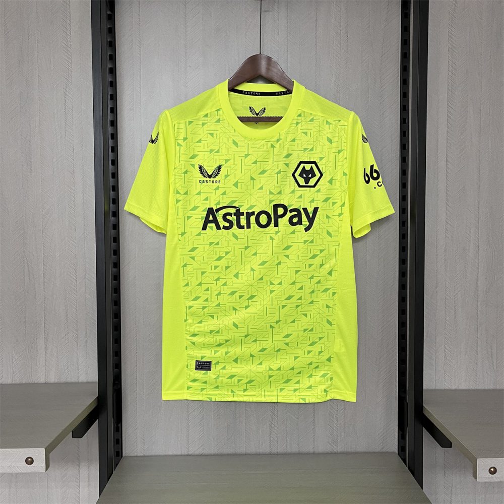 2023/24 Wolves Goalkeeper Jersey Fan Version