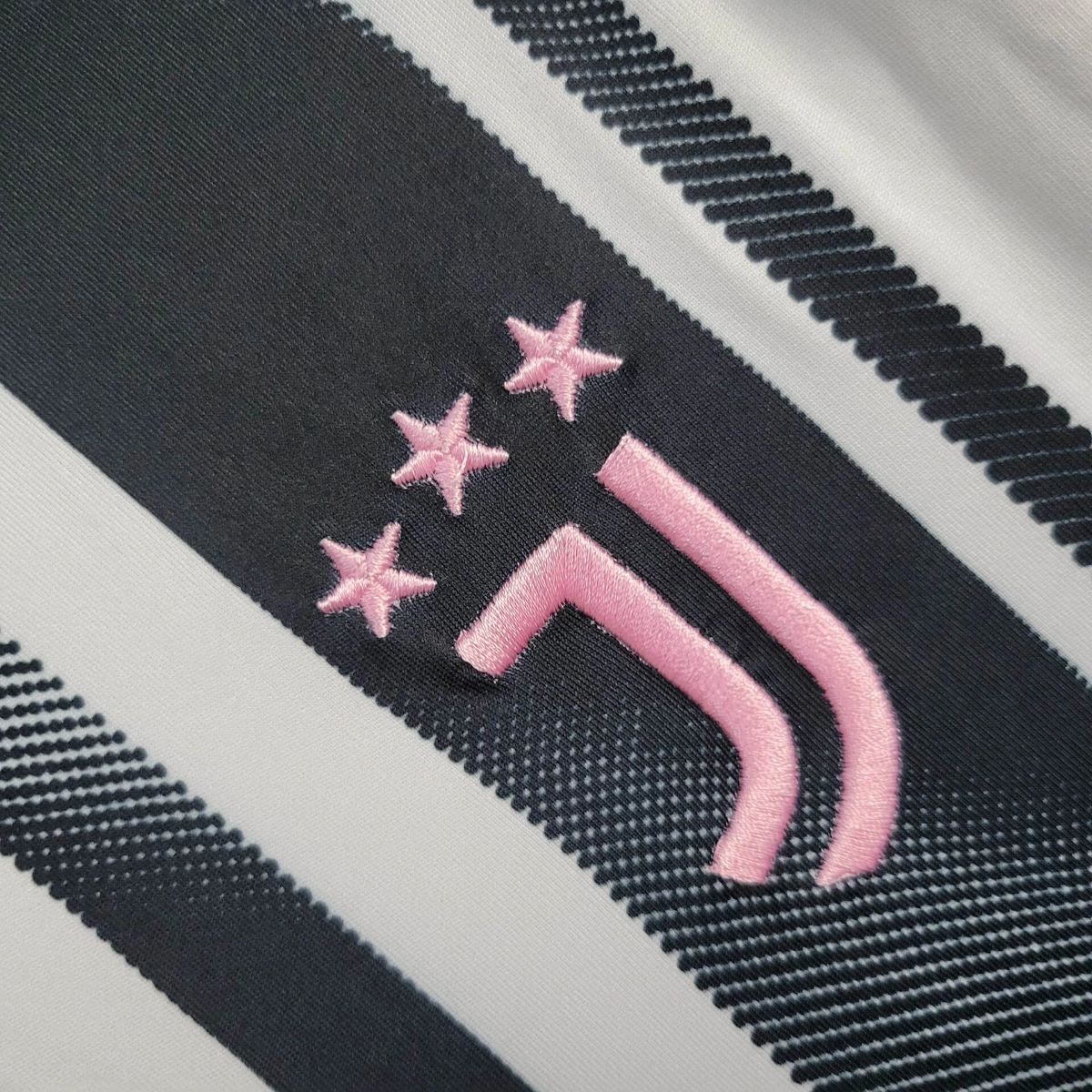 2025/26 Women Juventus Home Jersey Fan Version