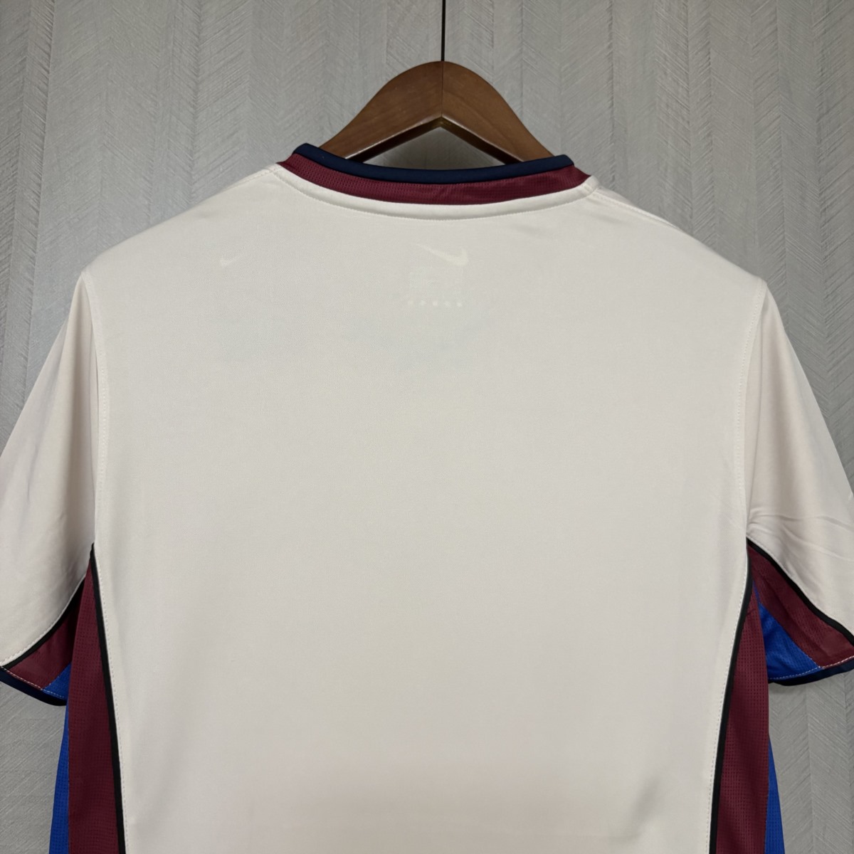 Retro Barcelona 98/99  Away jersey Fan Version