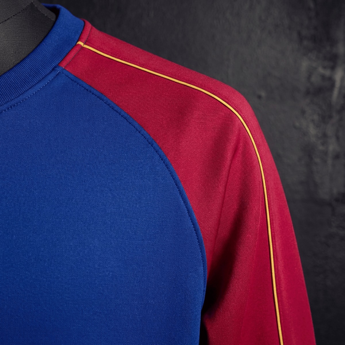 2025/26 Barcelona Long Sleeve Blue Sweatshirt
