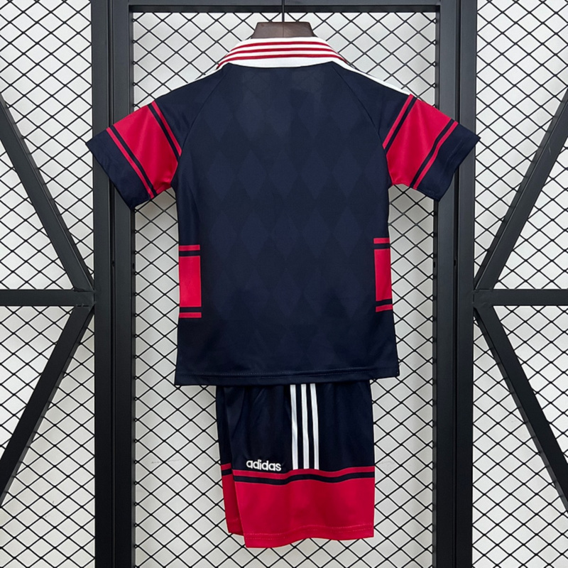 Retro Bayern Munich 97/99 Home jersey Kid Kits Size 16-28