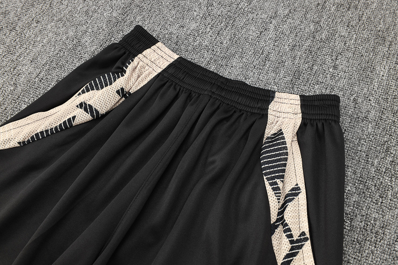 24/25 Real Madrid Black Training Set Shirt and Shorts