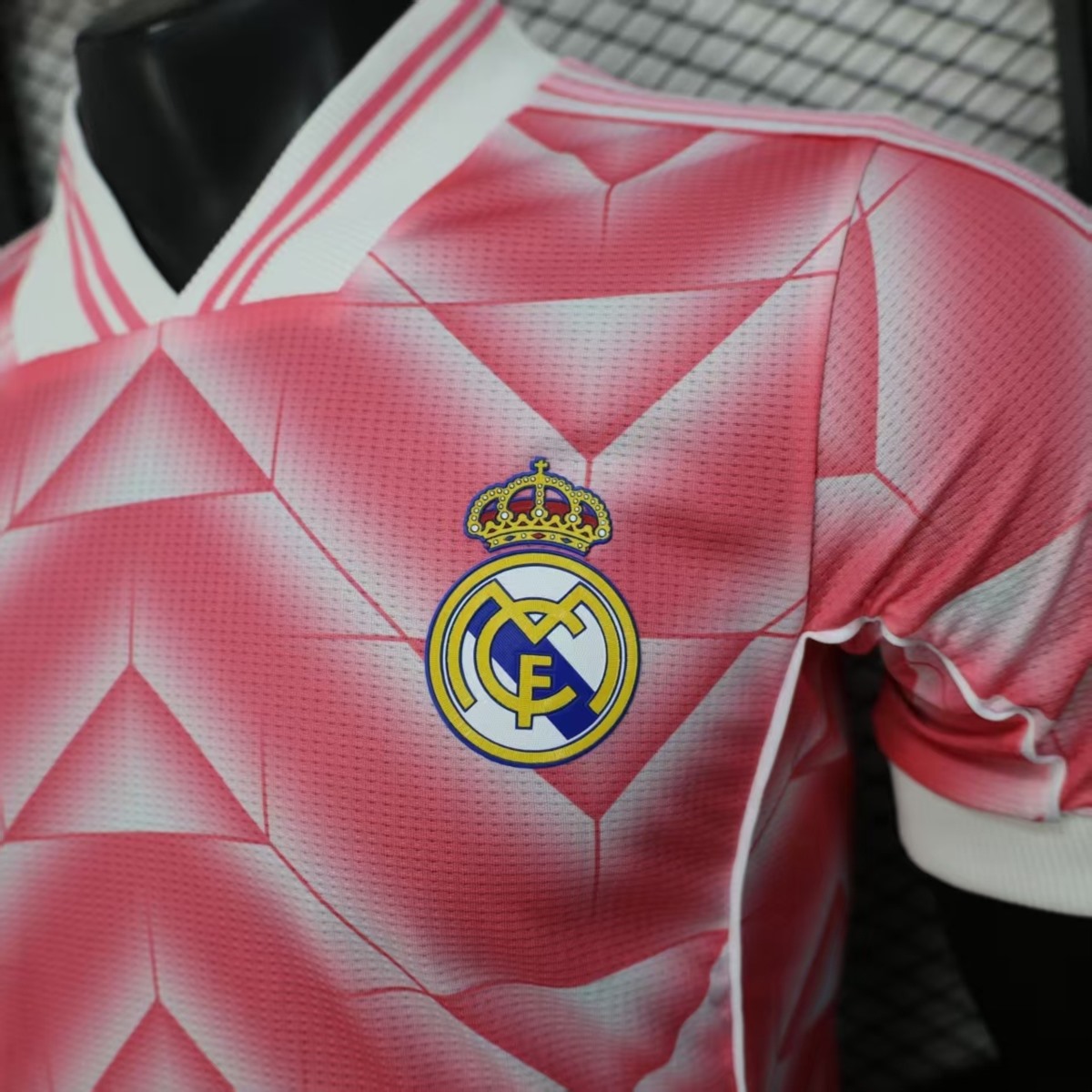 2025/26 Real Madrid Special Edition Pink jersey Player version