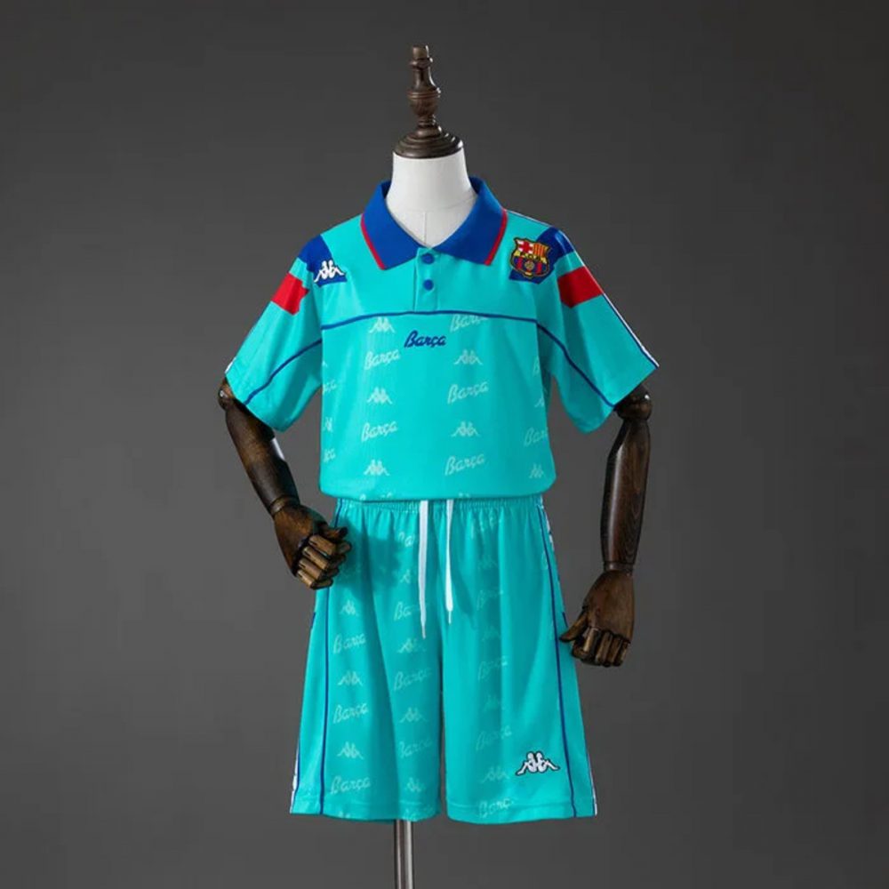 Retro Barcelona 1992/95 Away Kid Kits