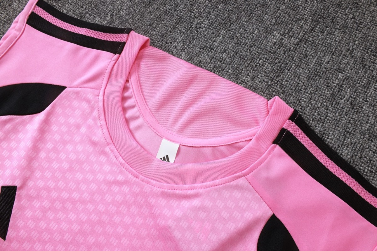 2026 Miami Pink Training Set Shirt and Shorts