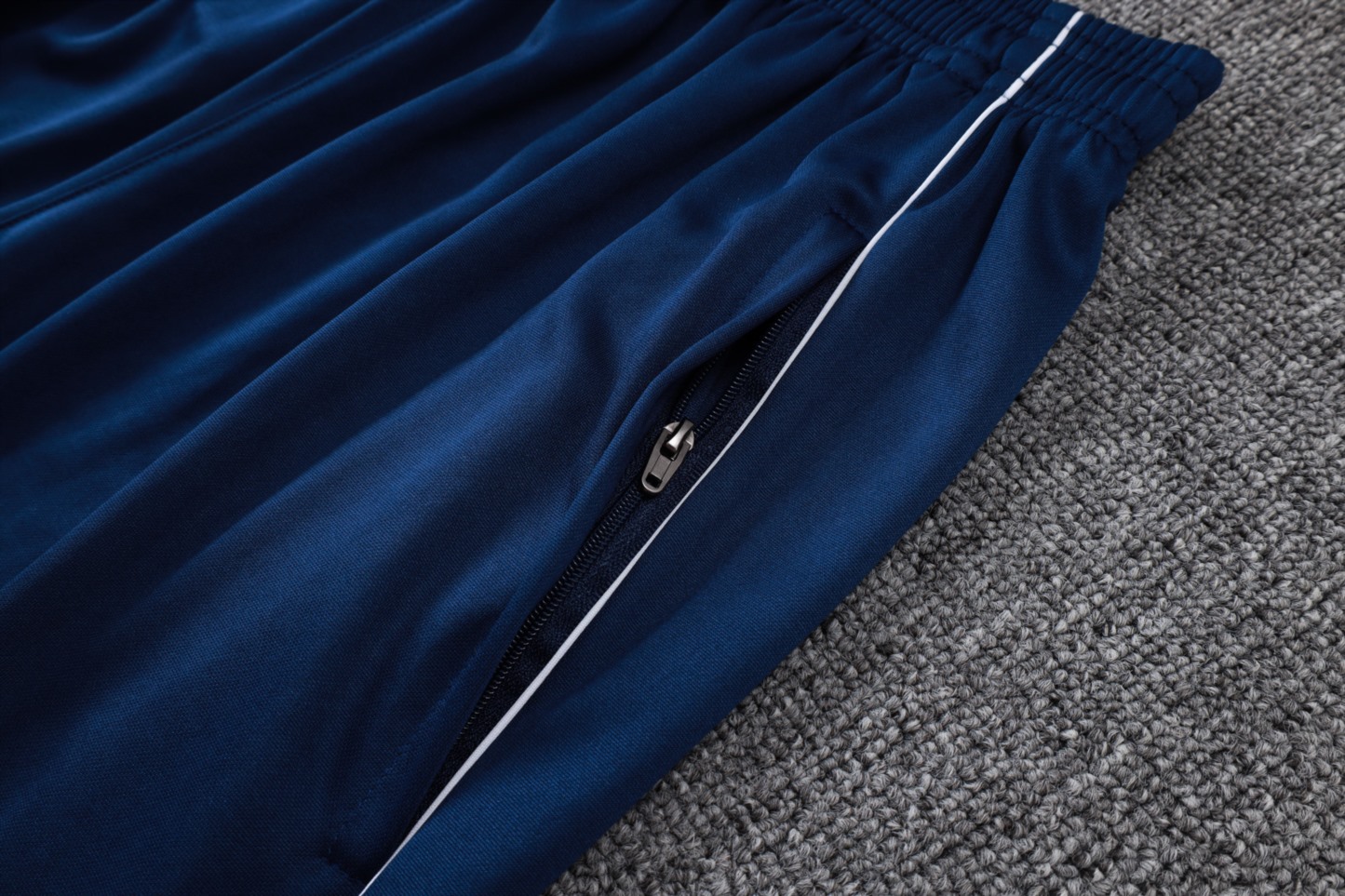 202526 Riyadh royal blue Long-sleeved half-pull training kit Football team kit