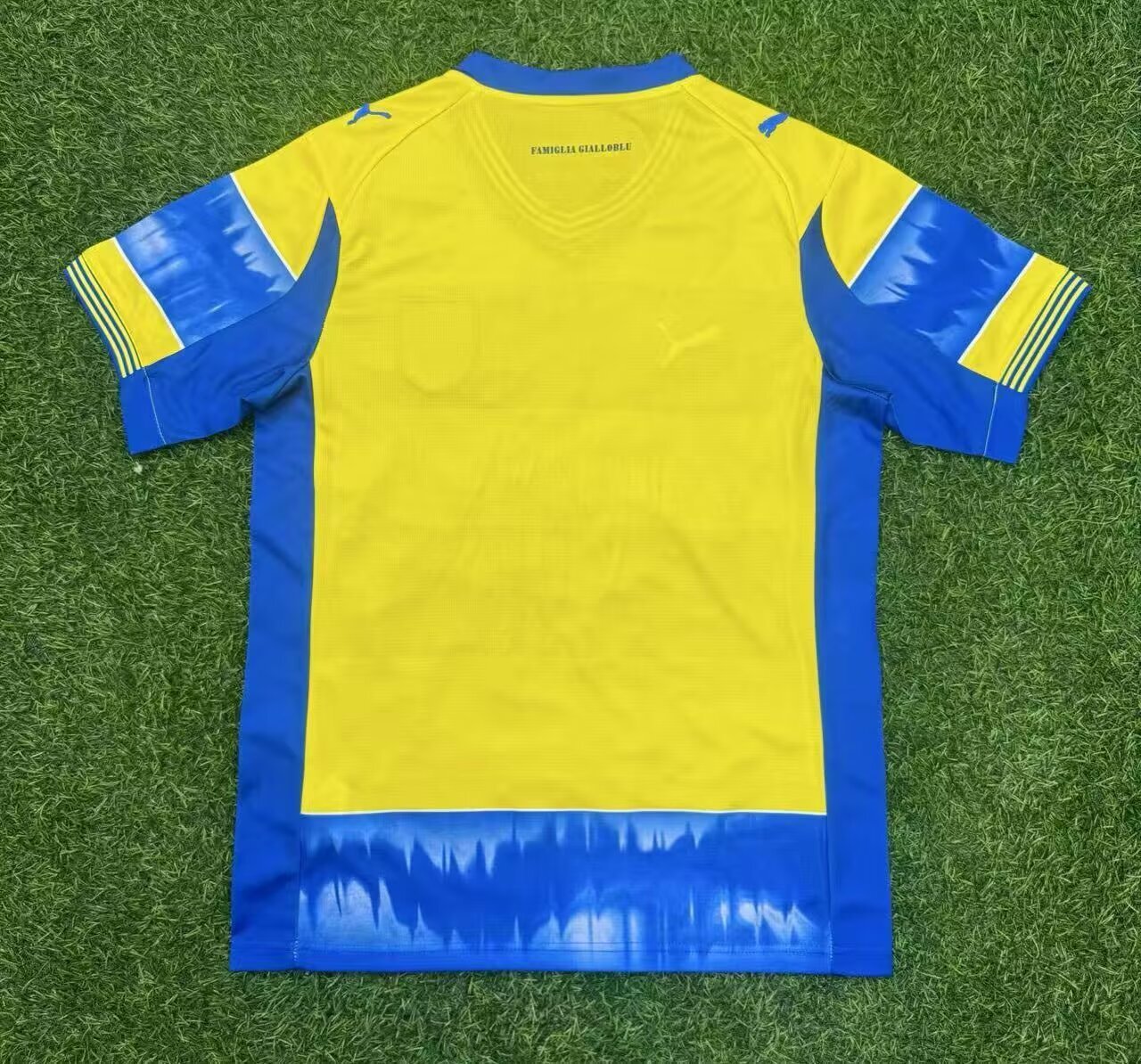 2025/26 Parma Away jersey Fan version