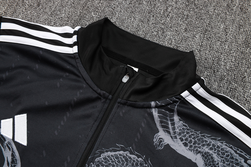 24/25 Real Madrid Black Long-sleeved half-pull training kit Football team kit