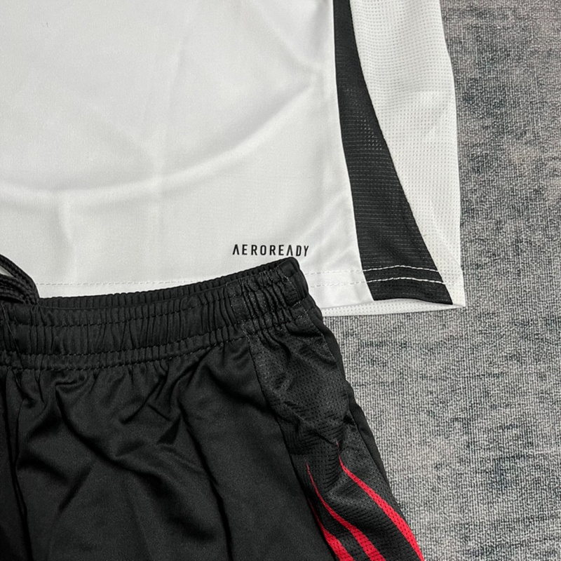 2025/26 Flamengo Away jersey kids Kits size: 16-28