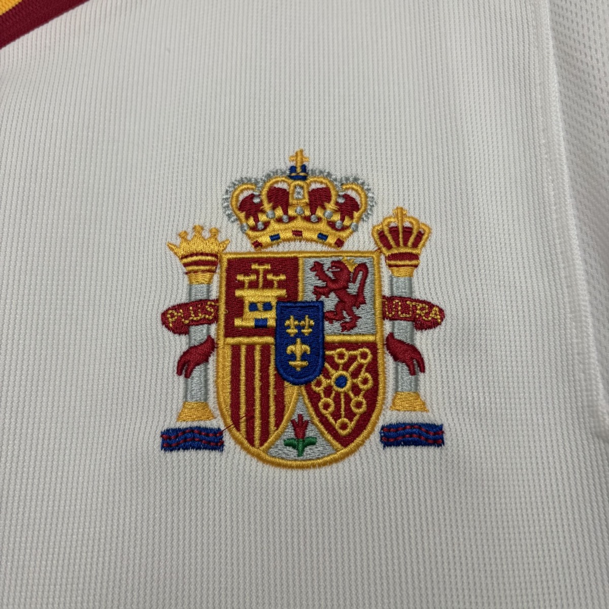 Retro Spain 2000 Away jersey Fan Version