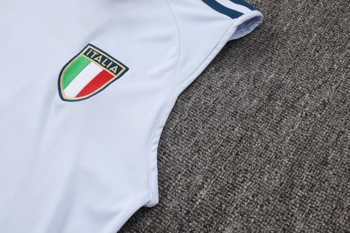 2026 Italy Light blue Training Set Shirt and Shorts