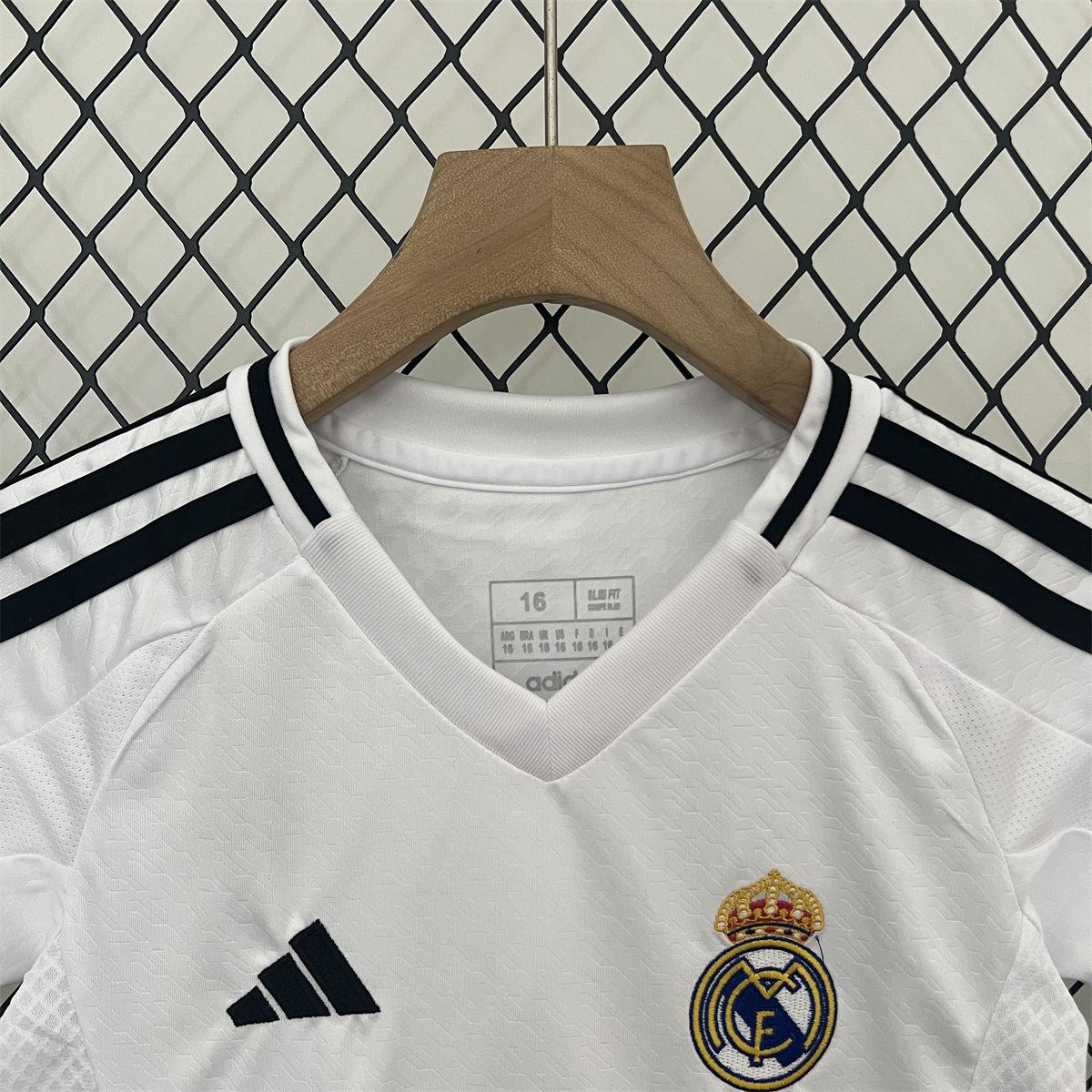 24/25 Real Madrid Home jersey Kid Kits Size 16-28