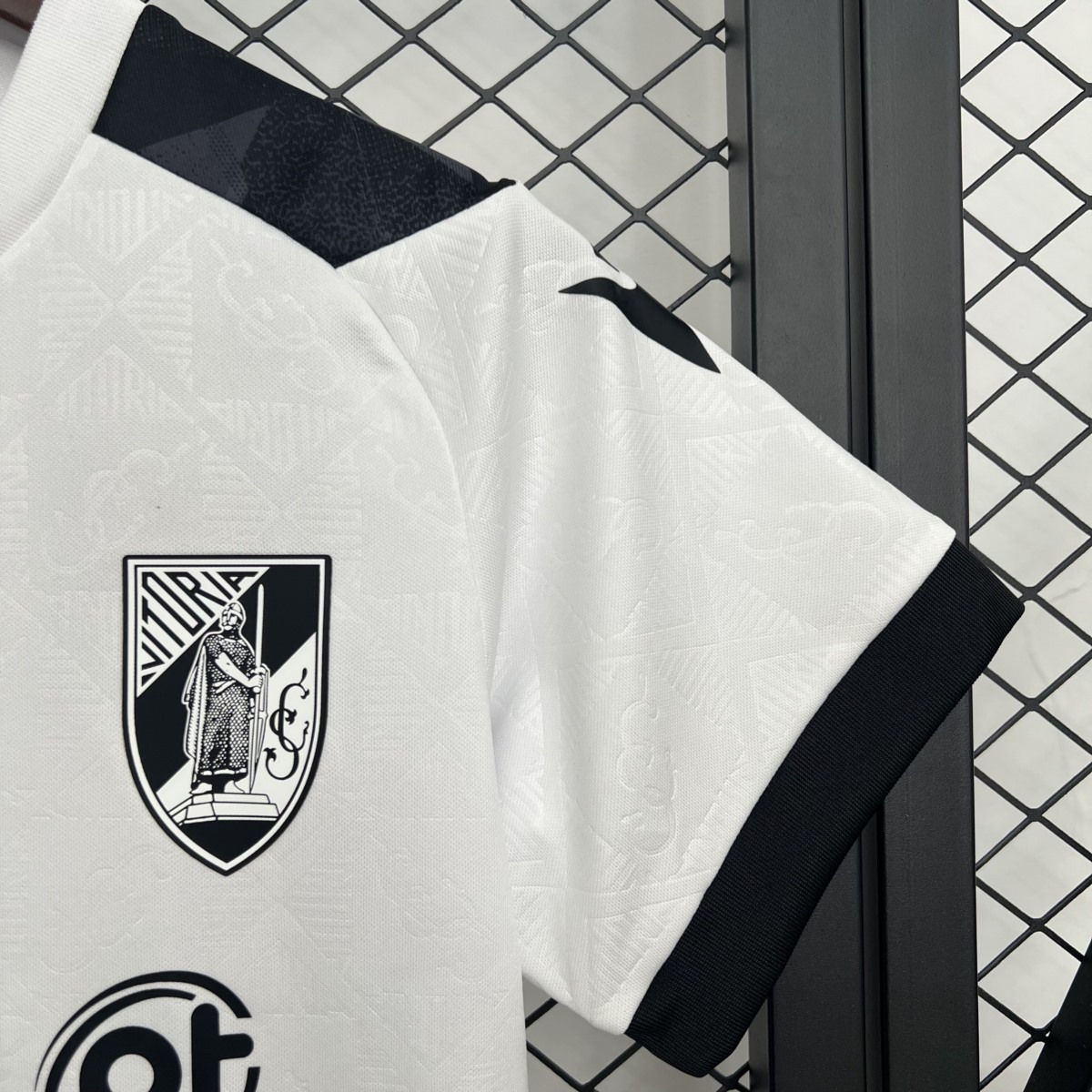 2025/26 Vitoria Guimaraes Home jersey kids Kits 16-28