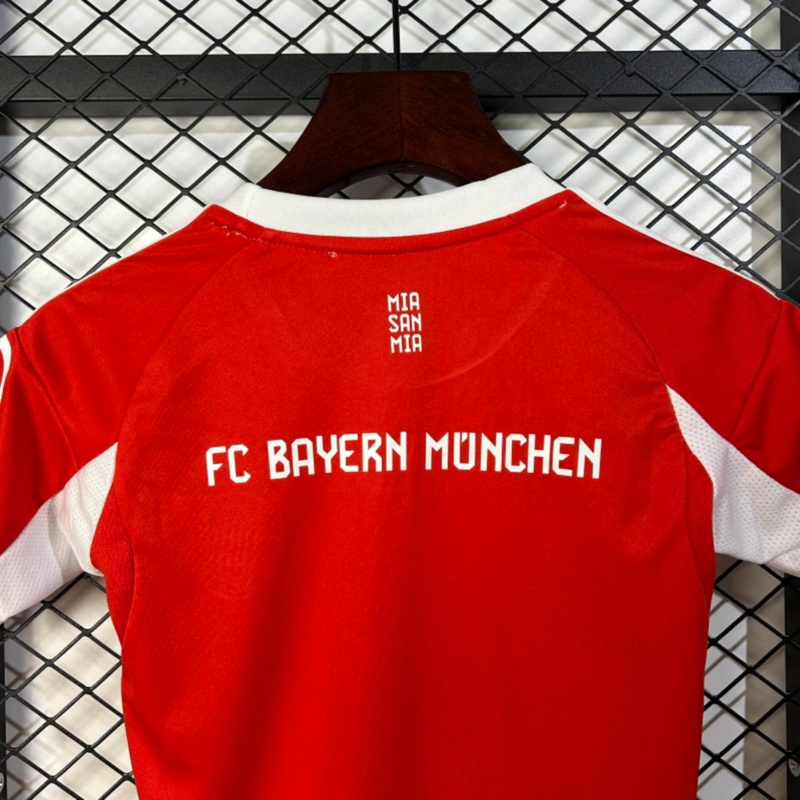 2025/26 Bayern Munich Home jersey kids Kits size: 16-28