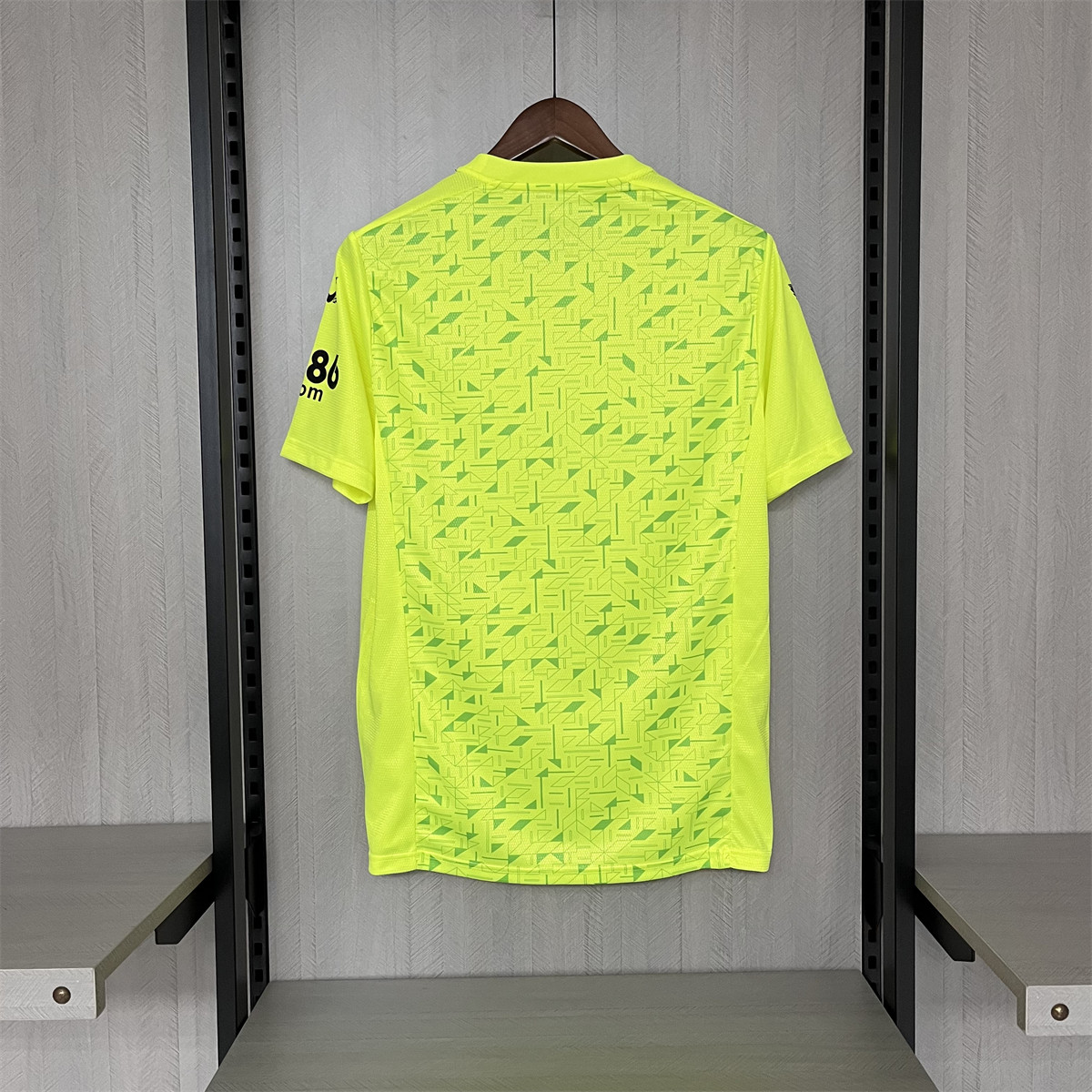 2023/24 Wolves Goalkeeper Jersey Fan Version