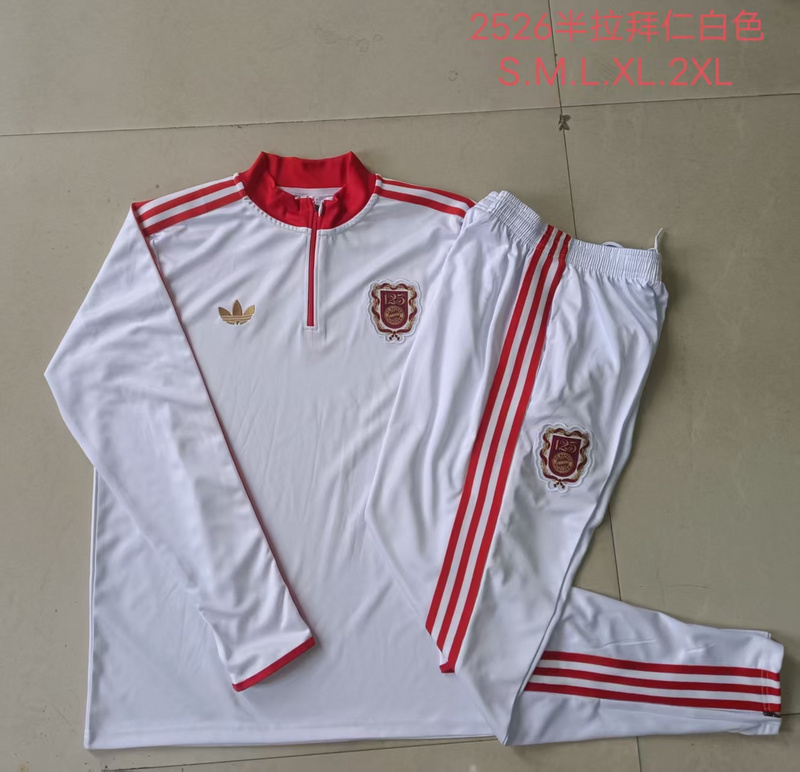 202526 Bayern Munich White Long-sleeved half-pull training kit Football team kit