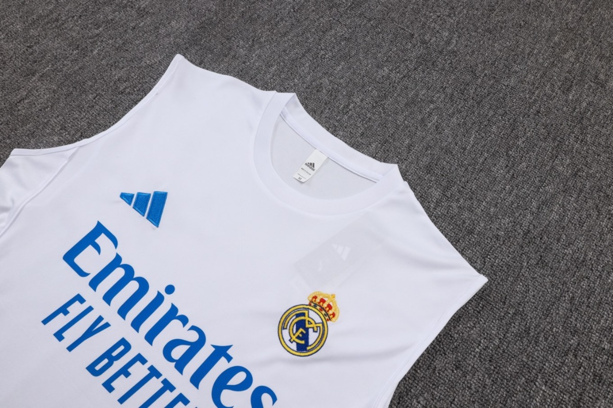 2026 Real Madrid White Training Set Shirt and Shorts