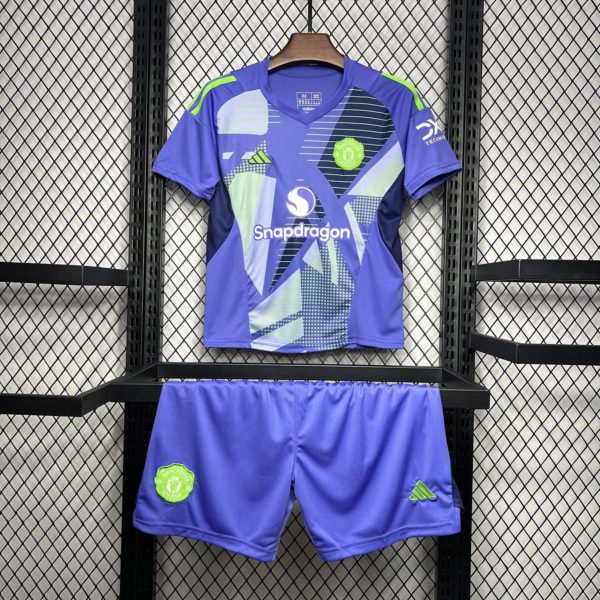 24/25 Manchester United Goalkeeper jersey Kid Kits Size 16-28