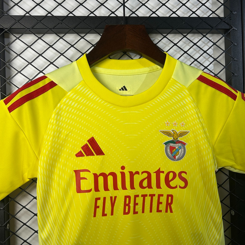 2025/26 Benfica Goalkeeper Yellow jersey kids Kits size: 16-28
