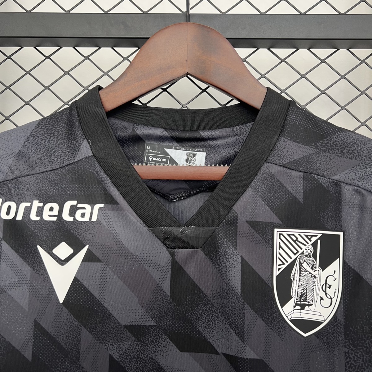 Vitoria Guimaraes 2025-26 Away Black Jersey – Fan Version (BALIEJIN)