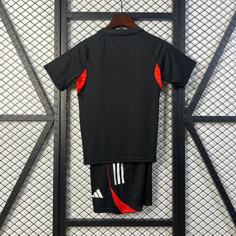 2025/26 Benfica Black Training jersey kids Kits size: 16-28