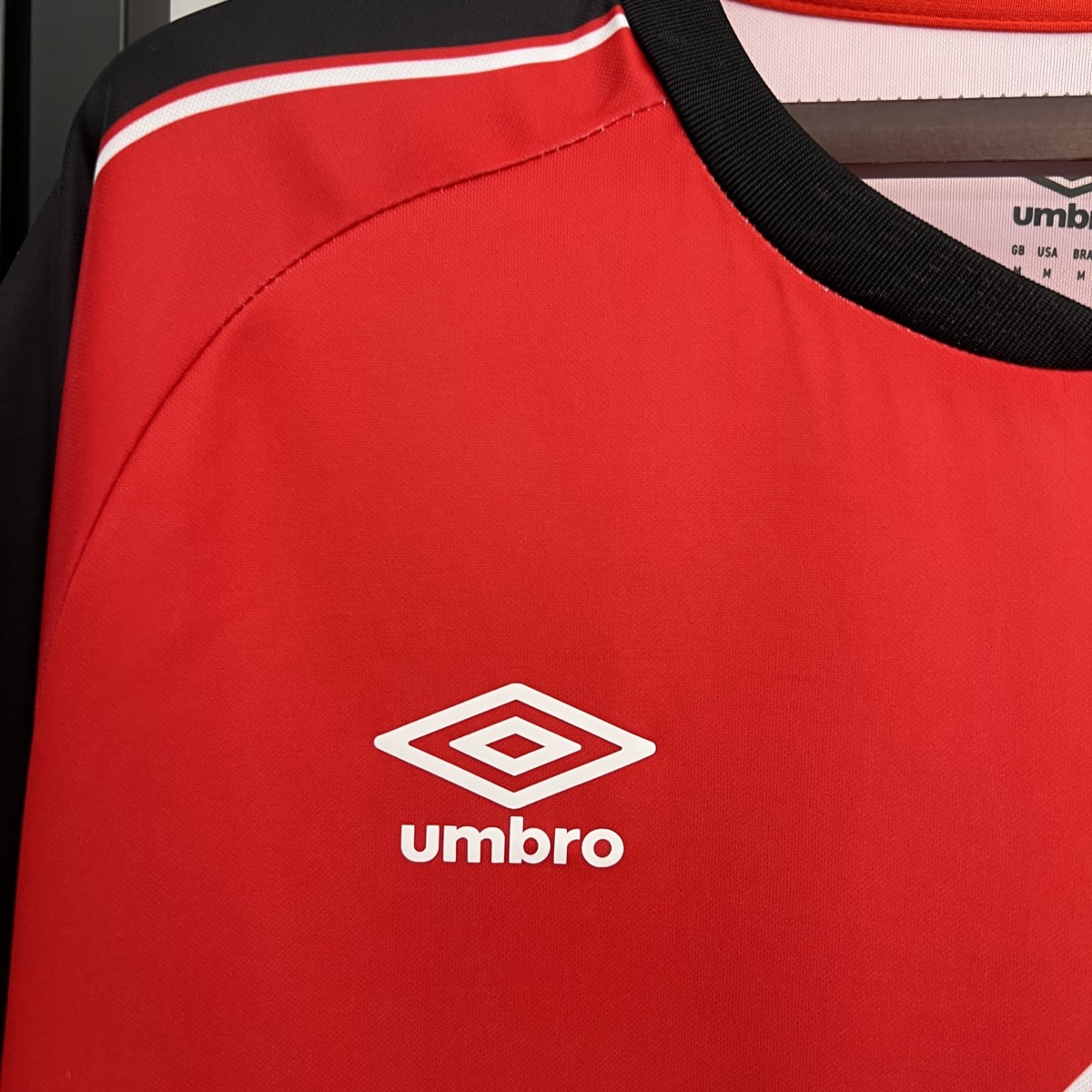 2025/26 Rayo Vallecano Away Jersey Fan Version