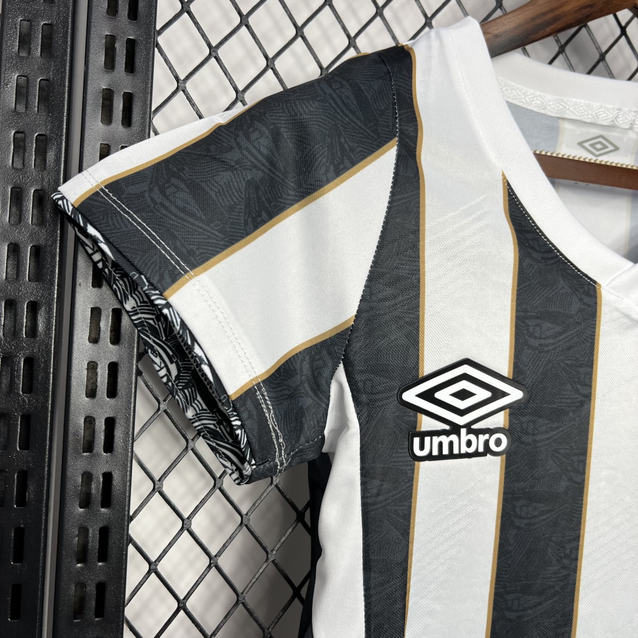 2024/25 Women Santos away jersey
