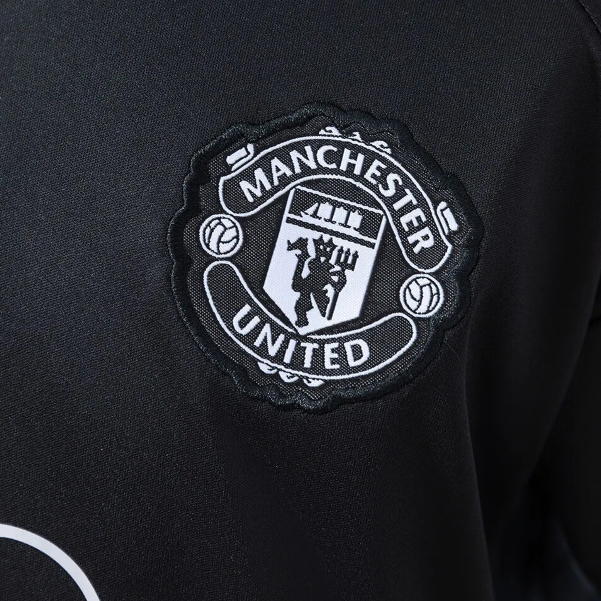 2026/27 Manchester United Goalkeeper Kids Kits