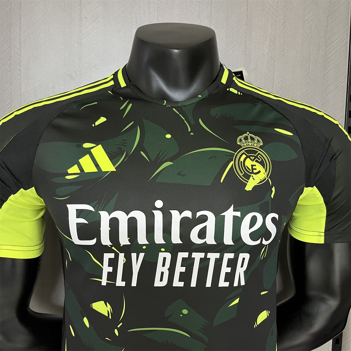 24/25 Real Madrid Co branded Jersey Player Version