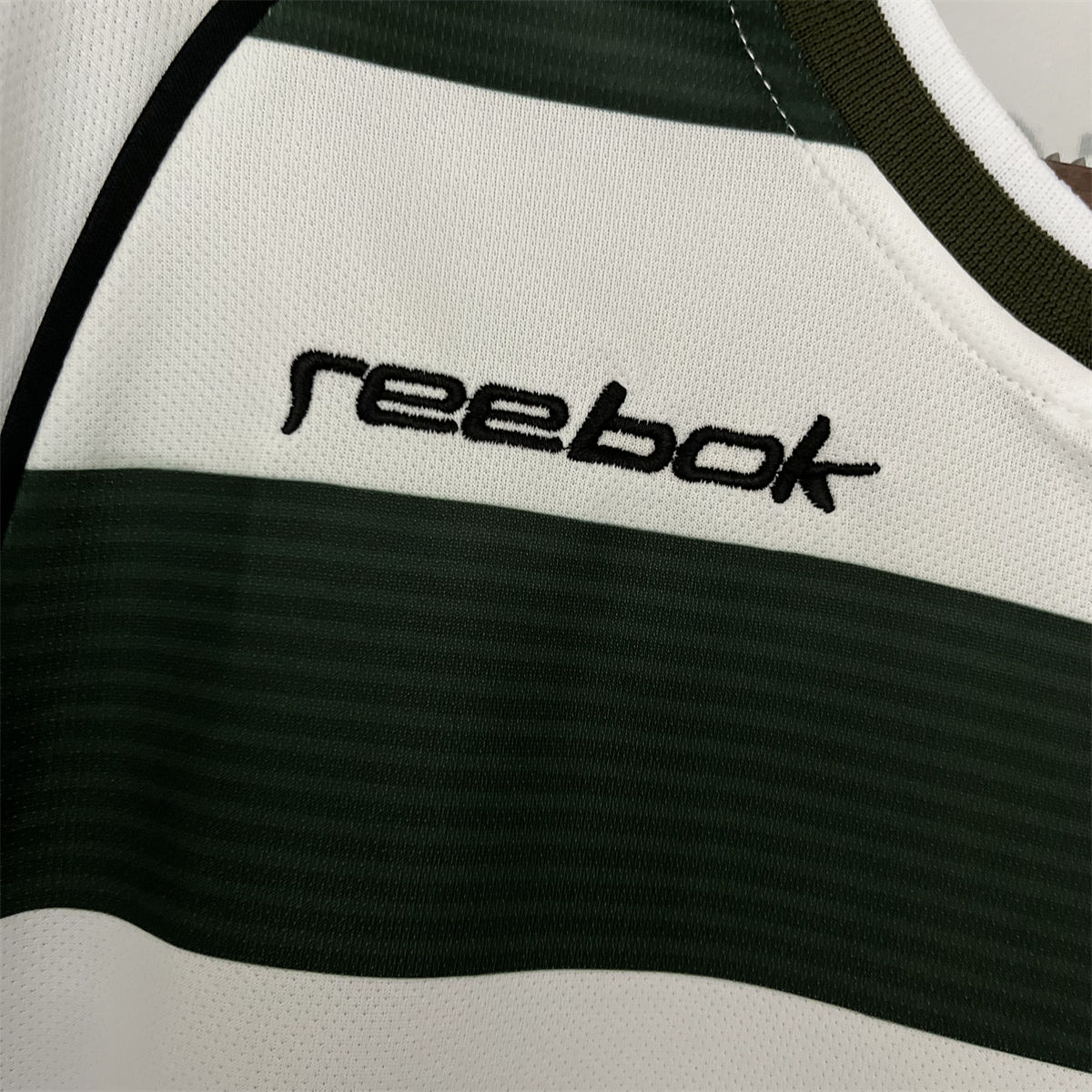 Retro Sporting Lisbon 01/03 Home Long Sleeve jersey Fan Version