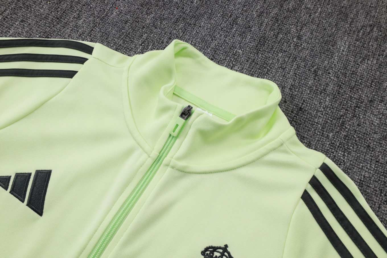 2026 Real Madrid Light green Jacket Training Suit Set