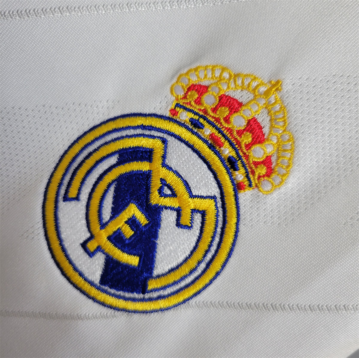 Retro Real Madrid 17/18  home jersey Fan Version