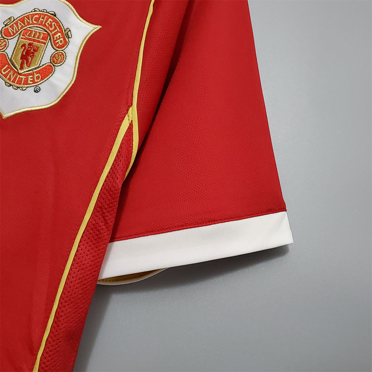 Retro Manchester United 06/07 home jersey Fan Version