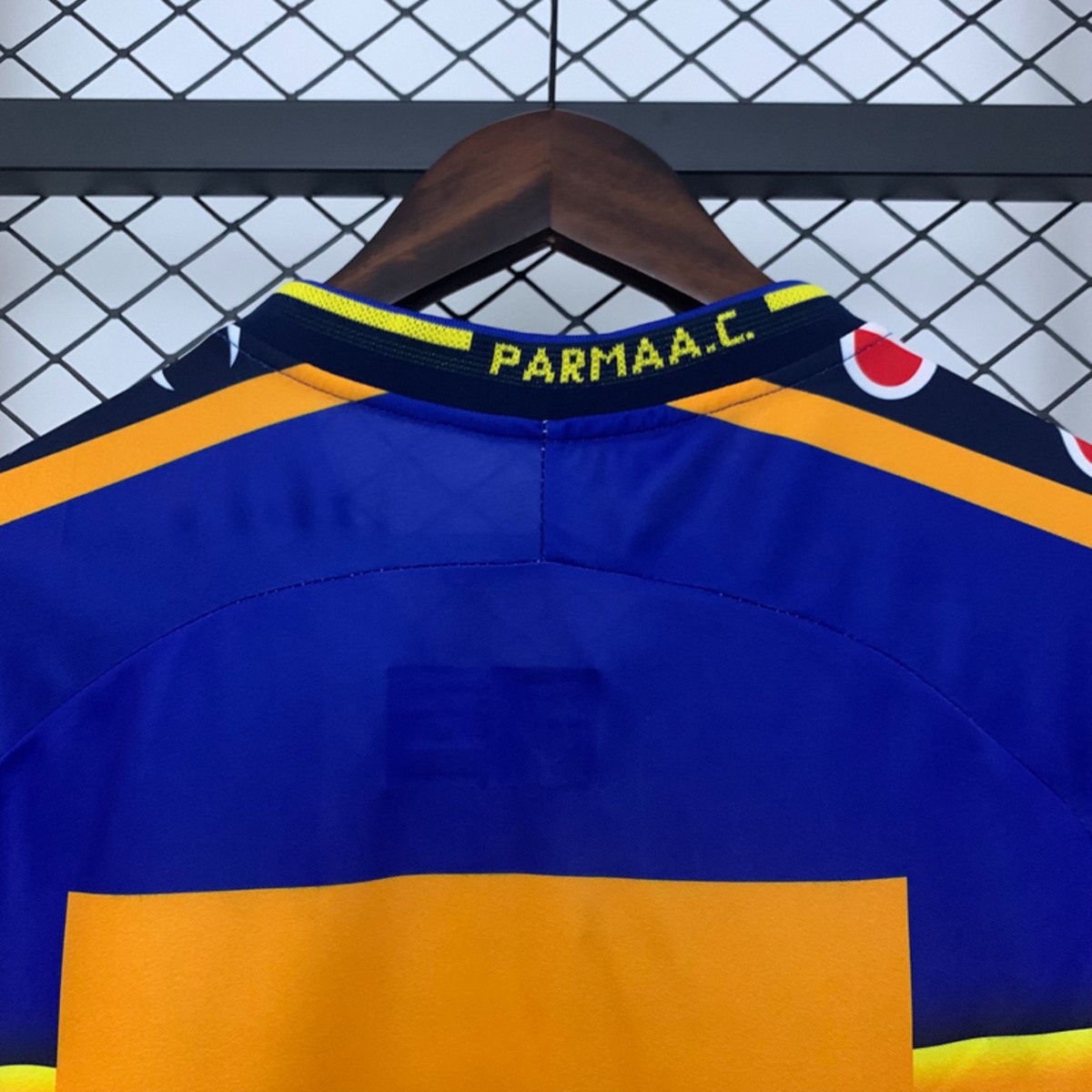 Retro Parma 02/03 Home jersey Fan Version