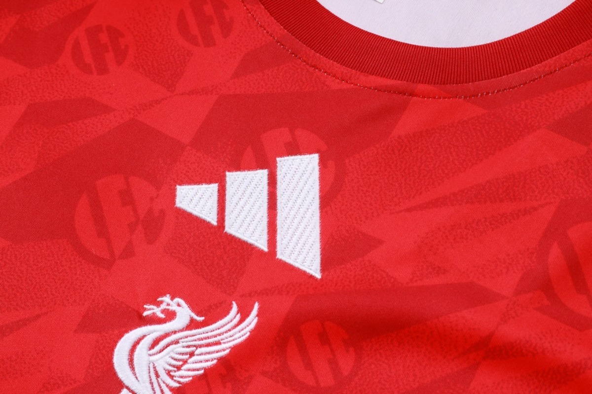 2026 Liverpool Red Training Set Shirt and Shorts