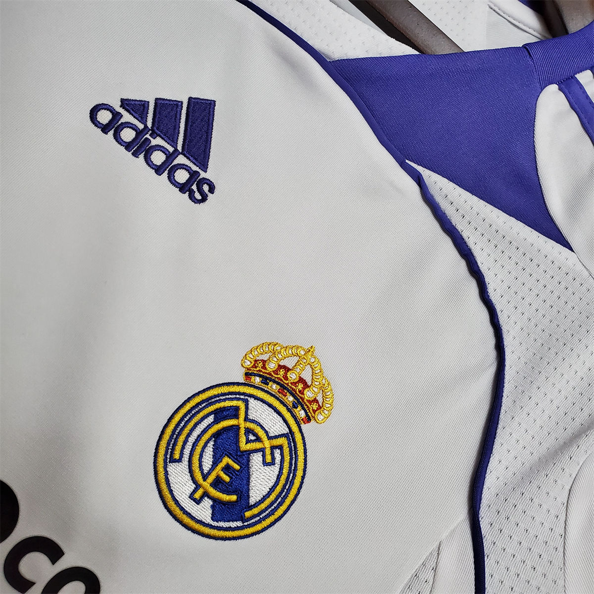 Real Madrid Retro 07/08 home jersey Fan Version