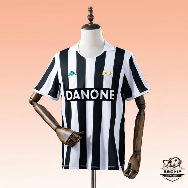Retro Juventus 92/94 Home  jersey Fan Version