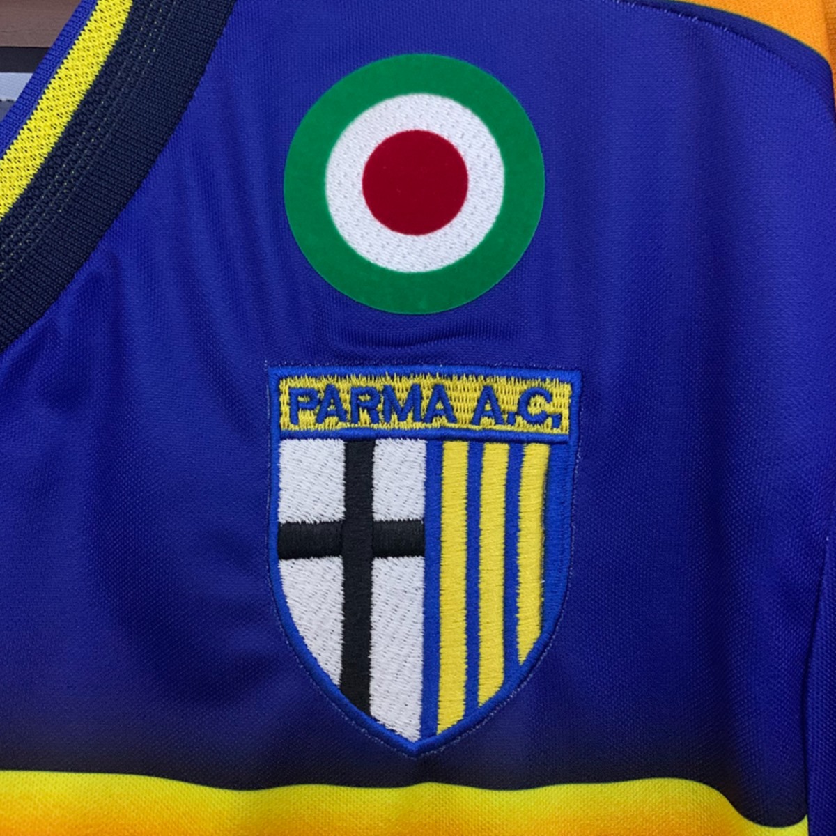 Retro Parma 02/03 Home jersey Fan Version