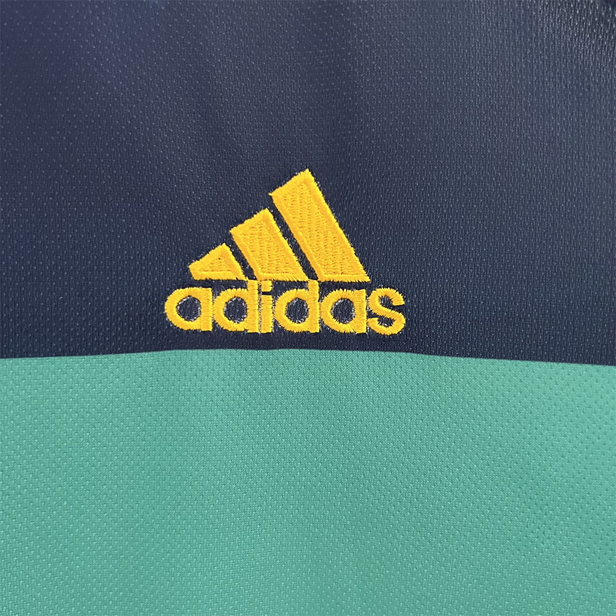 Retro Spain 2010 Goalkeeper jersey Fan Version
