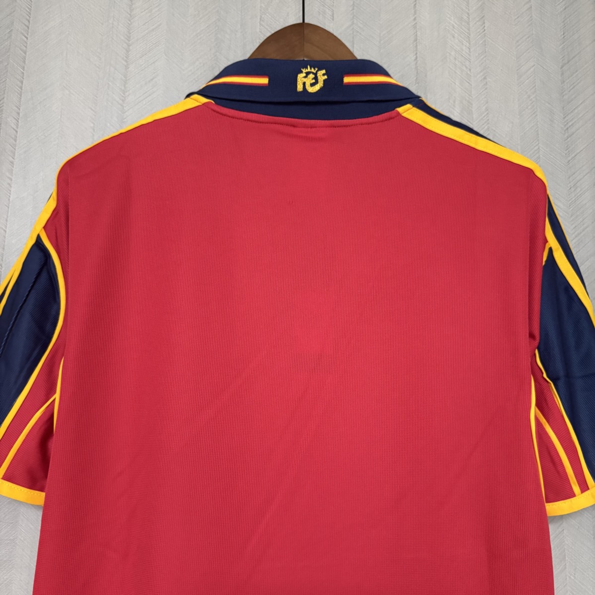 Retro Spain 2000 Home jersey Fan Version
