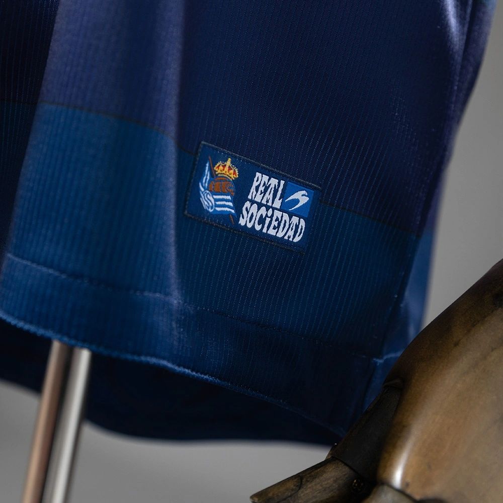 Retro 1999/2000 Real Sociedad Away jersey Fan Version