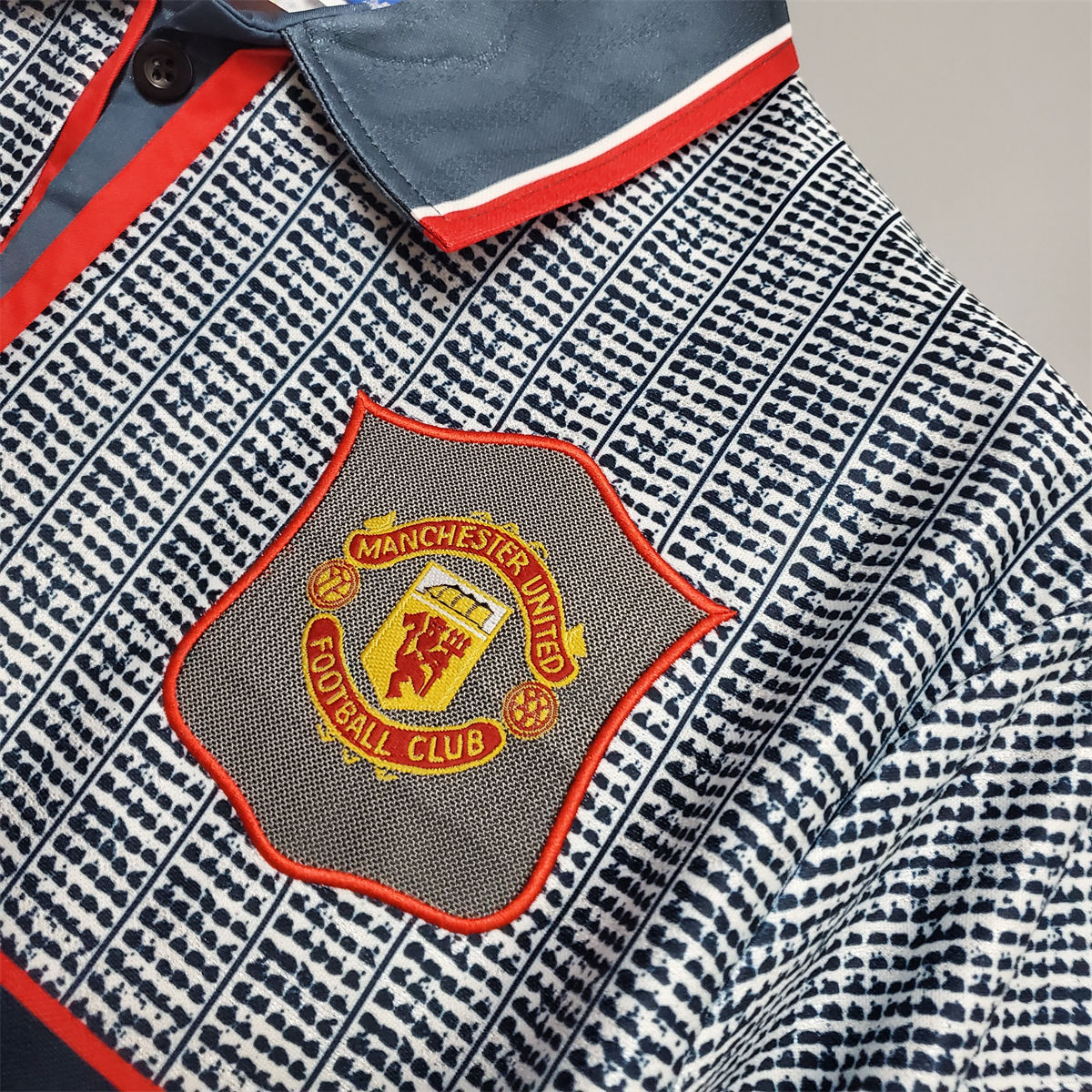 Retro Manchester United 95/96 away jersey Fan Version