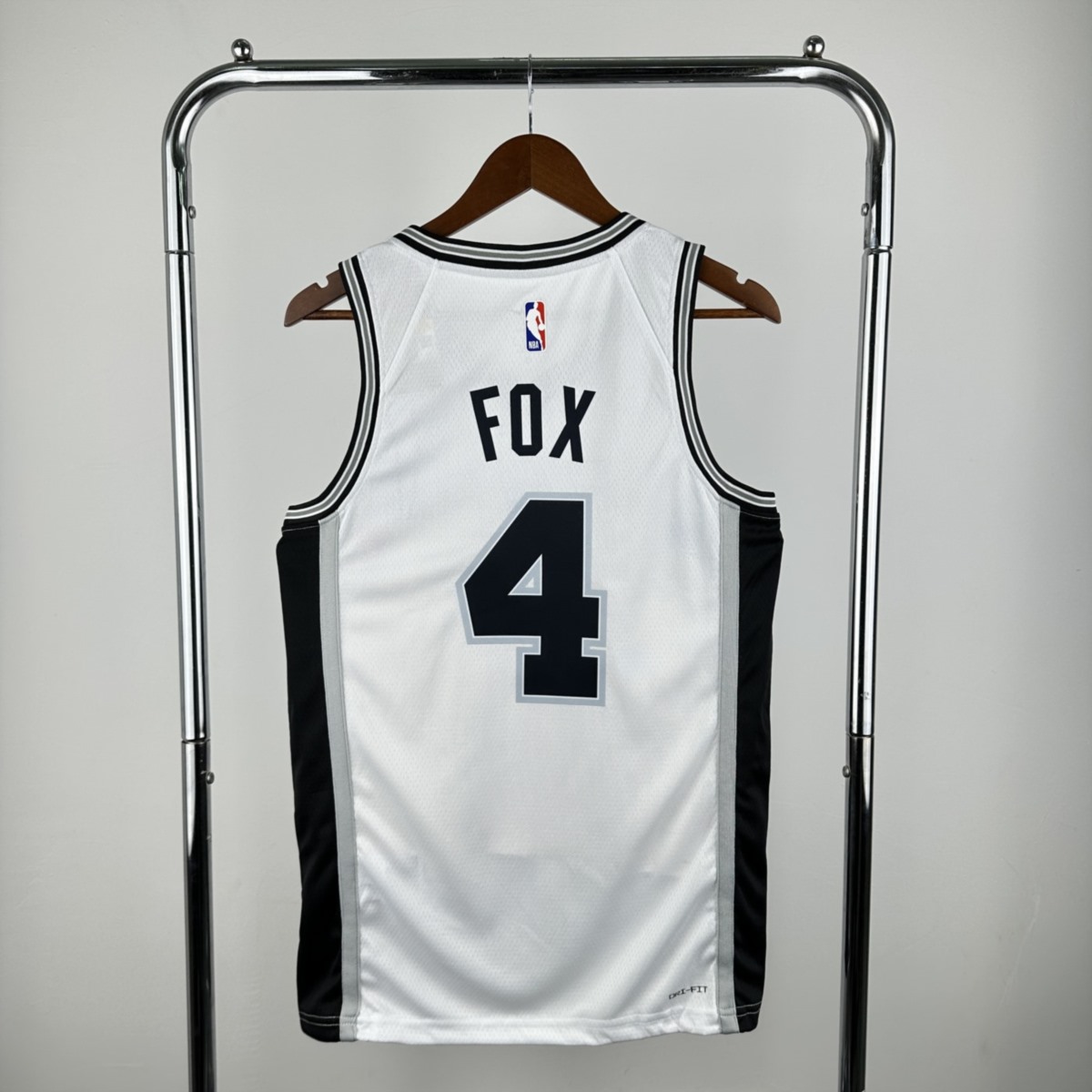 NBA San Antonio Spurs WEMBANYAMA#1 2022/23 White Icon Edition Swingman Jersey S-XXL