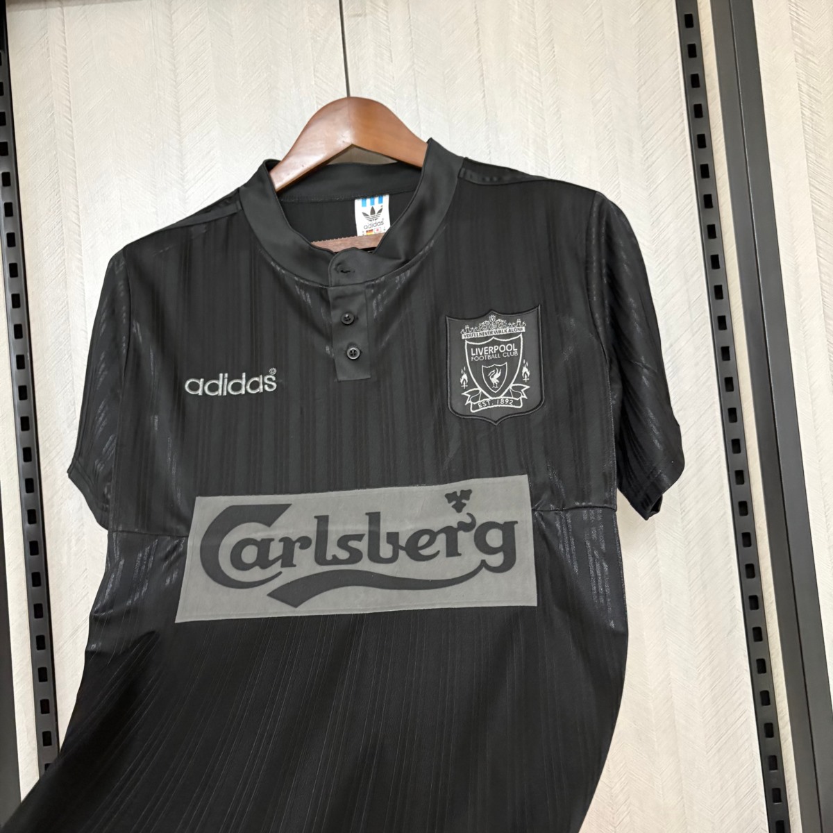 Retro Liverpool 1995 Black jersey Fan Version