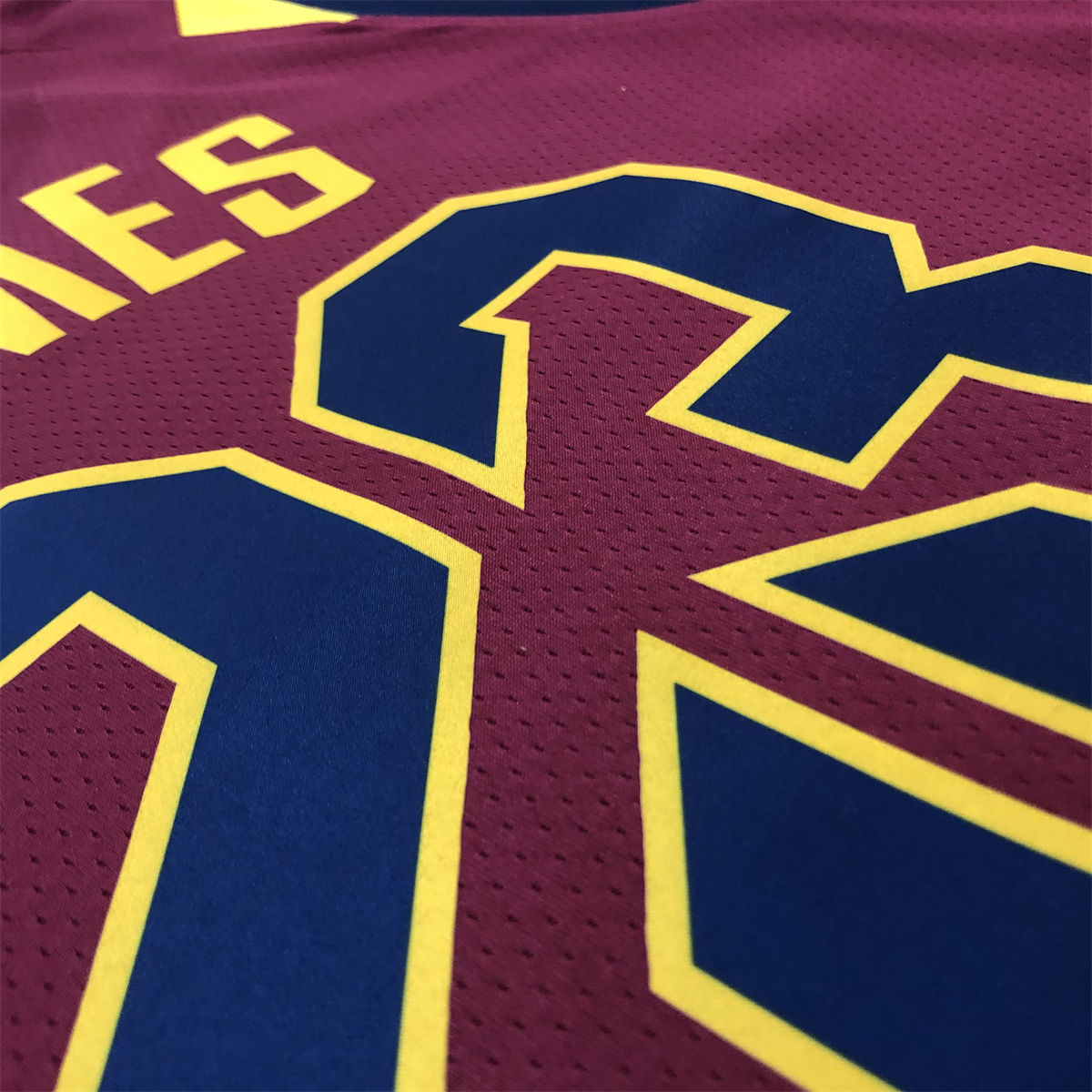 NBA Cleverland Cavaliers V-Neck Red jersey JAMES#23 S-XXL