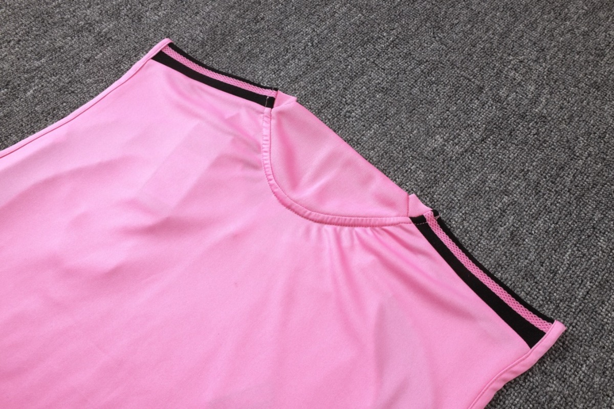 2026 Miami Pink Training Set Shirt and Shorts