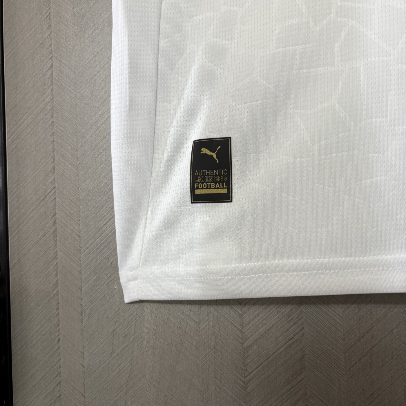2025/26 Valencia CF Home jersey Fan version