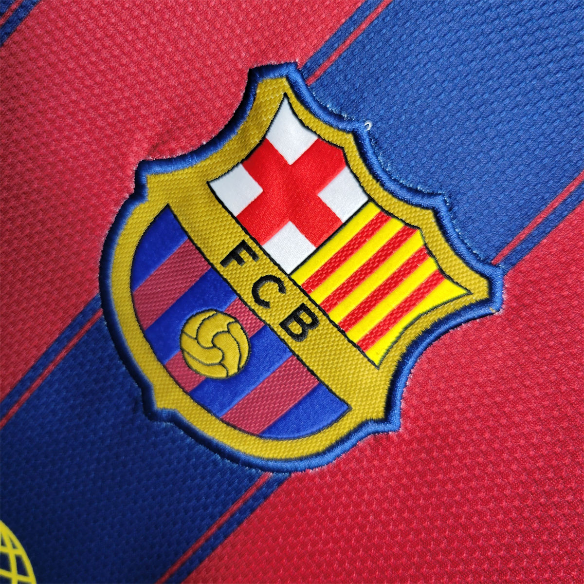 Retro Barcelona 09/10 Home jersey Fan Version
