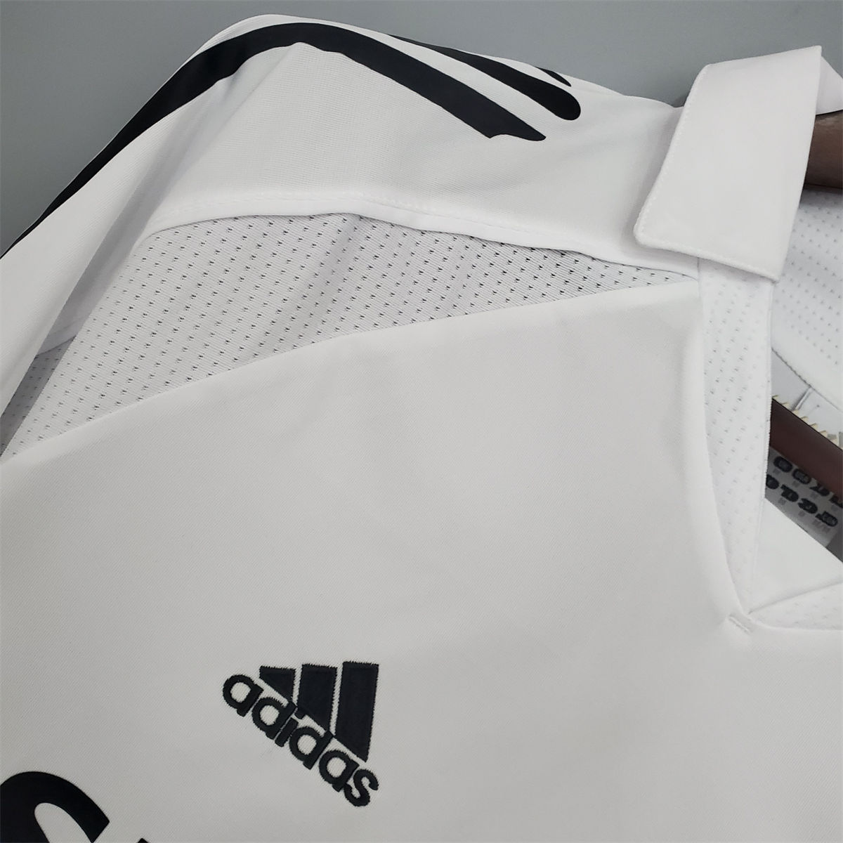Real Madrid Retro 05/06 Third home jersey Fan Version